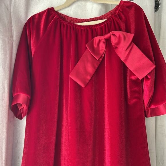 Chasing Fireflies Red Velvet Bow Holiday Dress - Picture 1 of 7